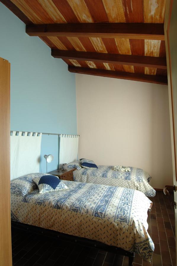 Mirabilia Bed & Breakfast Adrara San Rocco Exterior foto
